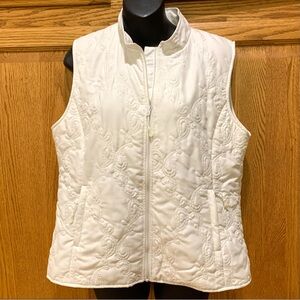 NUAGE ivory paisley Quilted Women's Vest, size Large